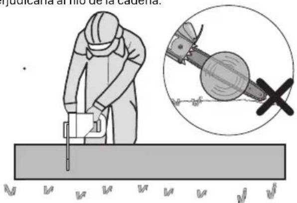 WORX WG385E.9 - Troceado del tronco - 1