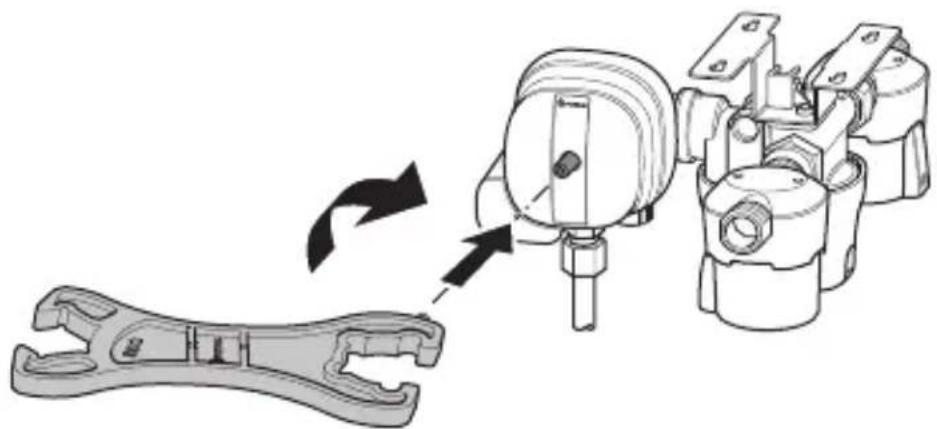 TRUMA DuoControl CS - Resetknopf zurücksetzen - 1