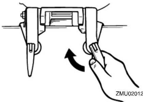 YAMAHA F6D (2023) - Fixation du moteur hors-bord - 1
