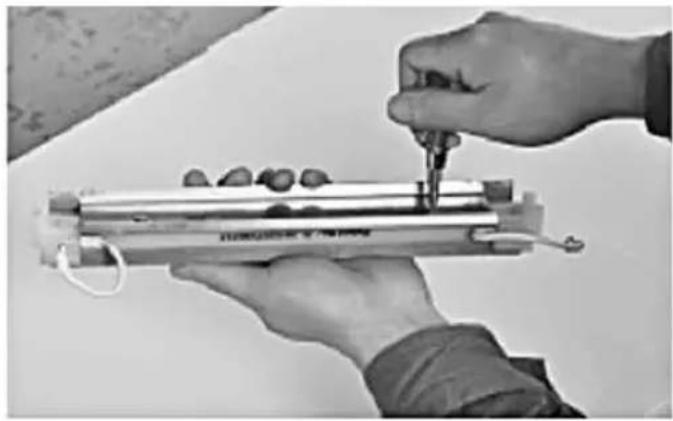 Hendi 975275 - Question: How does sealing temperature affect the sealing of bag? - 5