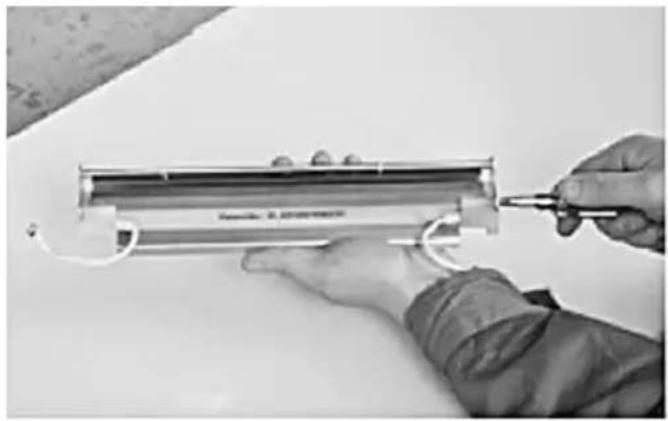 Hendi 975275 - Question: How does sealing temperature affect the sealing of bag? - 4