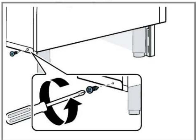 BOSCH HEZ9TK30UC - Installing range toe kick - 2