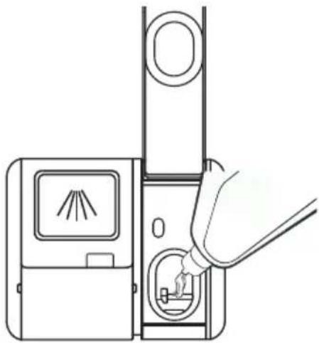 THOMSON TDW4510WH - Remplissage du distributeur de liquide de rincege - 3