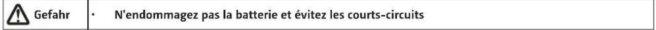 Absima CR3.4 - Mettre les piles dans la télécommande - 3