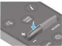SAMSUNG HWQ700C - Inserting Batteries before using the Remote Control (AAA batteries X 2) - 17