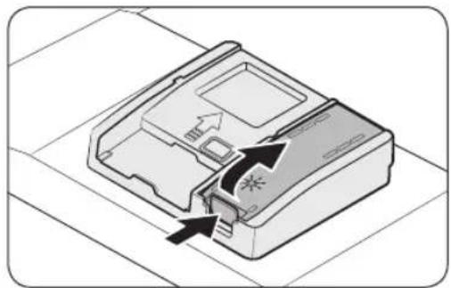 SAMSUNG DW60BG850B00ET - Riempimento del serbatoio del brillantante - 1