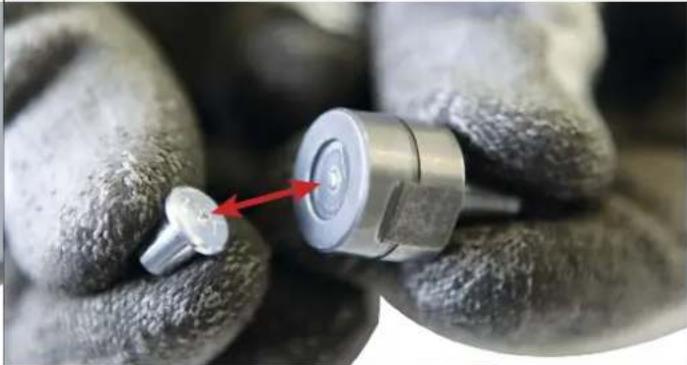 GYS Gyspress Premium 10T Push Pull US - INSTALLATION OF FLOW FORM RIVETS - 3