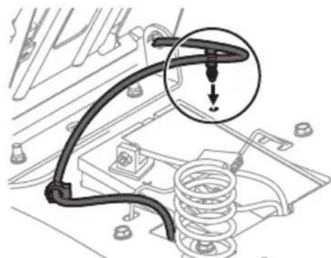 TROY-BILT Super Bronco 50K FAB XP - Instalacion del Asiento del Operador (si fuese requisite) - 3