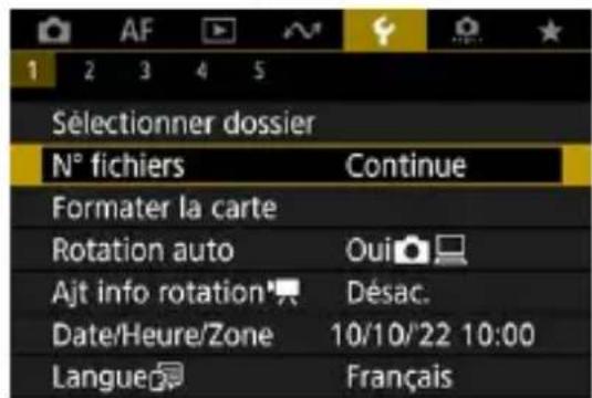 1 2 3 4 5 Sélectionner dossier N° fichiers Continue Formater la carte Rotation auto Oui Ajt info rotation Désac. Date/Heure/Zone 10/10/22 10:00 Langue Français
