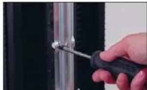 BONECO P370 - REMOVING A USED UV LAMP - 4