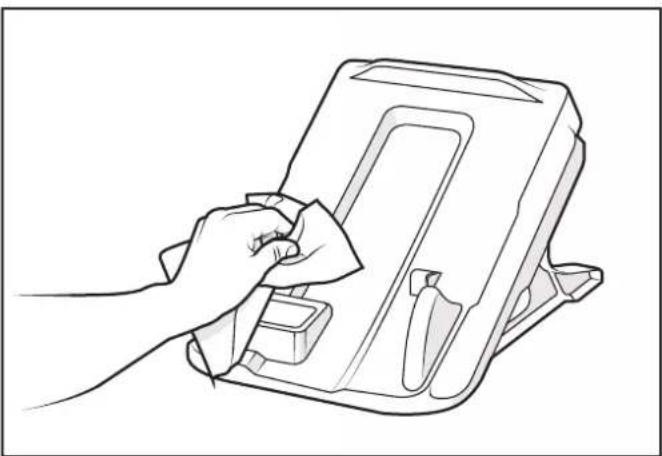 POLARIS FREEDOM - Clean the Cleaner and Charging Station - 1