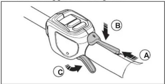 HUSQVARNA 525iLK - So prüfen Sie die Gashebelsperre - 1
