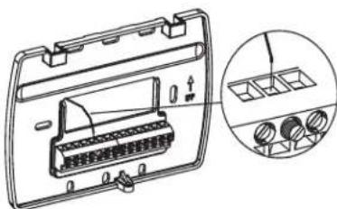 PECO T4522001 - PARTE II: CONECTE LOS CABLES A LA PLACA DE PARED DEL TERMOSTATO (CONT.) - 1
