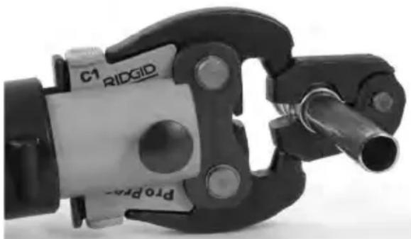 RIDGID RP 240 - Pressing A Fitting With Typical Actuator And Press Ring Set - 2