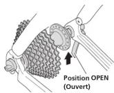 SHIMANO FHM756 - Mise en place du moyeu avec retrait rapide - 1