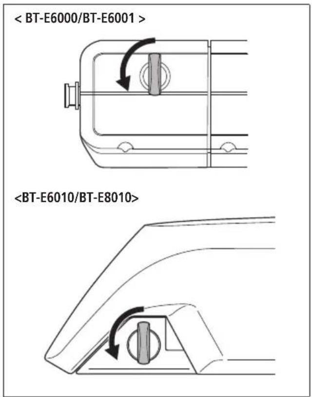 SHIMANO SCE6010 - Retrait de la batterie - 3