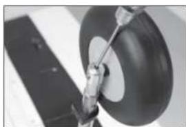 Hangar 9 P47D Thunderbolt 20cc - □ CHECKLIST D'AVANT VOL - 57