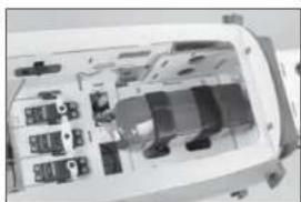 Hangar 9 P47D Thunderbolt 20cc - INSTALLATION VON STABILISATOR UND EITENRUDER - 43