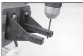 Hangar 9 P47D Thunderbolt 20cc - INSTALLATION VON STABILISATOR UND EITENRUDER - 48