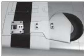 Hangar 9 P47D Thunderbolt 20cc - □ RETRACT INSTALLATION - 14