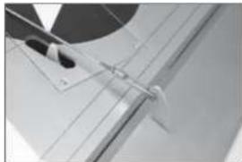 Hangar 9 P47D Thunderbolt 20cc - ☐ AILERON SERVO INSTALLATION 28. - 7