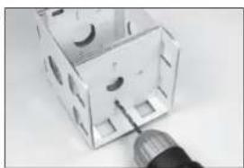 Hangar 9 P47D Thunderbolt 20cc - INSTALLATION VON STABILISATOR UND EITENRUDER - 27