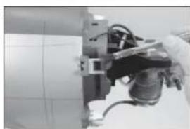 Hangar 9 P47D Thunderbolt 20cc - INSTALLATION VON STABILISATOR UND EITENRUDER - 76
