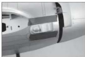 Hangar 9 P47D Thunderbolt 20cc - INSTALLATION VON STABILISATOR UND EITENRUDER - 82