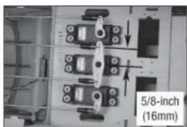 Hangar 9 P47D Thunderbolt 20cc - INSTALLAZIONE DEI SERVO DI ELEVATORE E110. MONE - 11