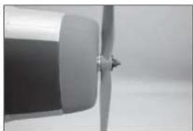 Hangar 9 P47D Thunderbolt 20cc - ☐ INSTALLATION DE L'ENSEMBLE DE ROUE DE119. QUEUE - 48