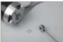 Hangar 9 P47D Thunderbolt 20cc - INSTALLATION VON STABILISATOR UND EITENRUDER - 28