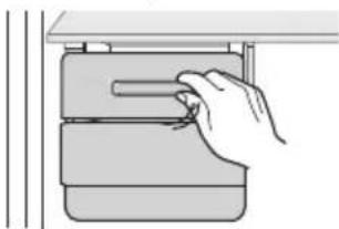 SAMSUNG RT28HAR5DSA - Retirar os cubos de gelo - 2