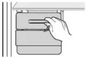 SAMSUNG RT28HAR4DSA - Retirar os cubos de gelo - 2