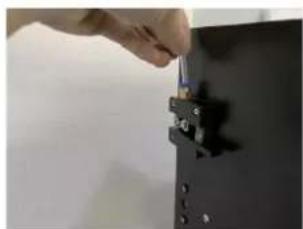 Renkforce Pro 7 Dual - Installation du support de bobine et du tube de filament. - 3