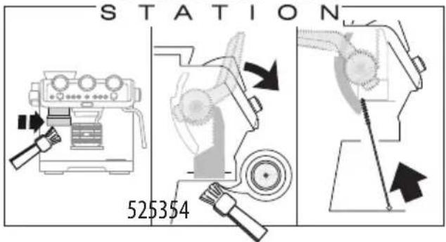 DELONGHI La Specialista Maestro EC9865M - Cleaning the "Smart tamping station" - 1