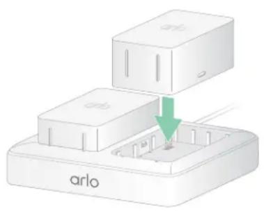 ARLO Pro 5 2K - Chargez des batteries avec la station de charge double Arlo (vendue séparément) - 1