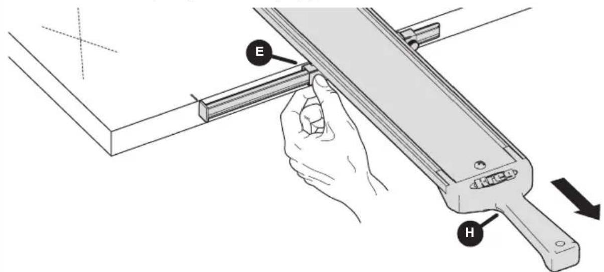 Kreg Straight Edge Guide - Sujeción de la regla recta al material - 1