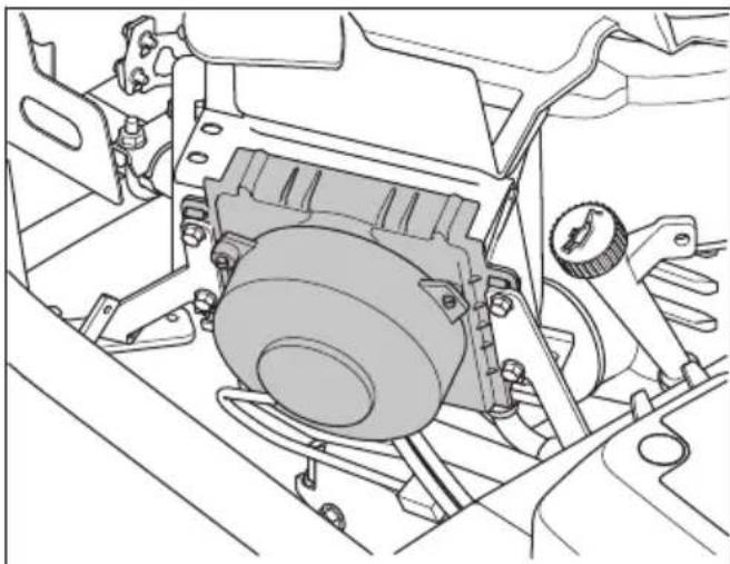 HUSQVARNA P 524X EFI - De koeler voor hydraulische olie reinigen - 1