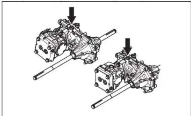 HUSQVARNA P 524X EFI - Preverjanje nivoja olja menjalnika - 1