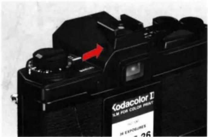 OLYMPUS OM4 - Prises de vues avec les piles epuissées Cómo disparar cuando están gastadas las pilas - 5