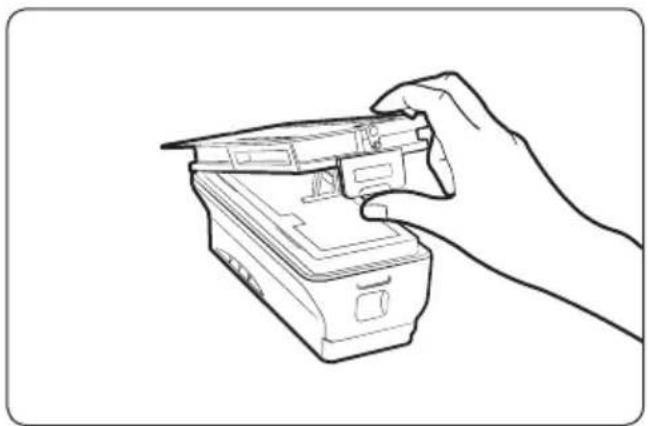 SAMSUNG Jet Bot VR30T85513B - Leeren und Reinigen des Staubbehälters - 3