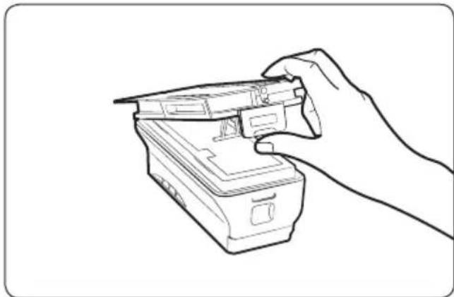 SAMSUNG Jet Bot VR30T85513B - Vuotare e pulire il contenitore di raccolta della polvere - 3