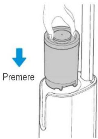 MIDEA X8 - Riempimento del serbatoio dell'acqua pulita - 3