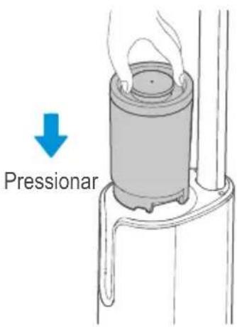 MIDEA X8 - Encher o tanque de água limpa - 3