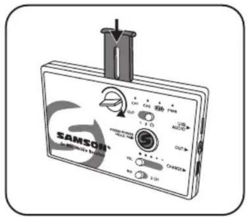 SAMSON Go Mic Mobile HXD2 - Mounting to a tablet - 2
