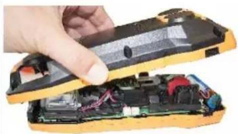 Testo 300 - Endommagement de l'appareil par l'enlèvement incorrect des vis ! - 2