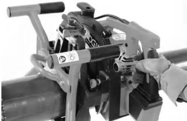 RIDGID PC-612 - Cutting Operation - 3
