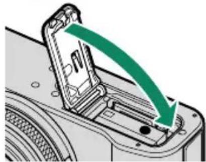 FUJI X100V - Fermez le couvercle du compartiment de la batterie. - 2