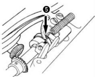 Technical diagram showing mechanical assembly with labeled component 5 and directional arrow