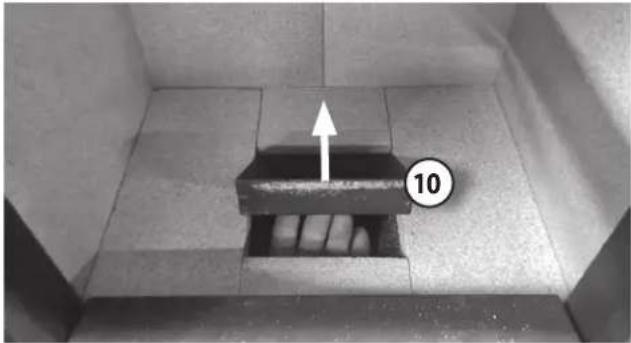 JUSTUS Bavaria III - Démontage de l'habillage foyer et nettoyage des canaux de circulation de fumées - 1